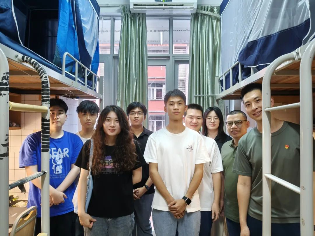 图片 图片